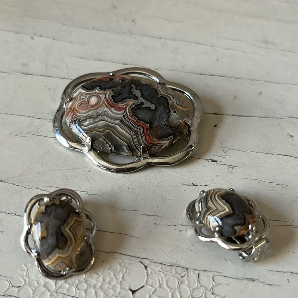 *  Lace Agate Broach and earring set